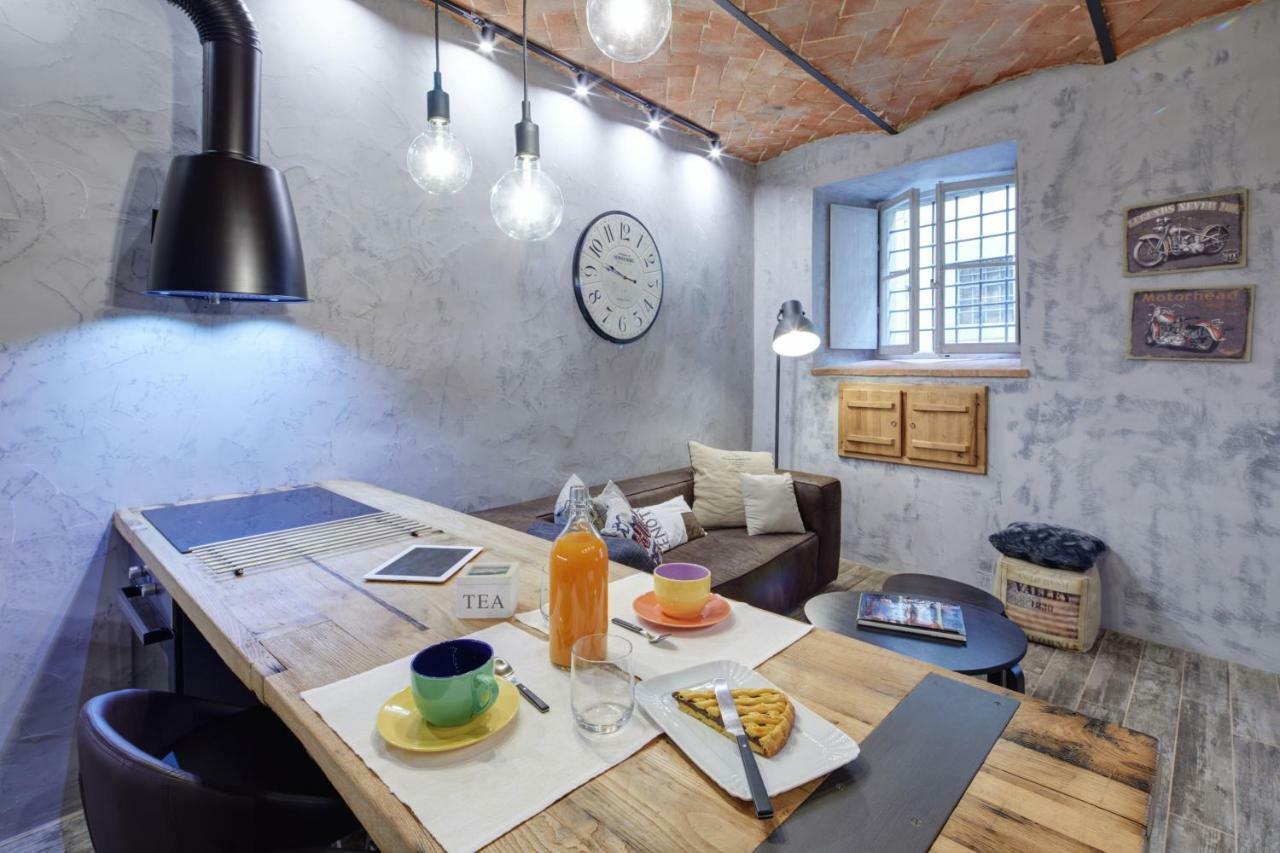 Civico7 Apartment Arezzo Luaran gambar